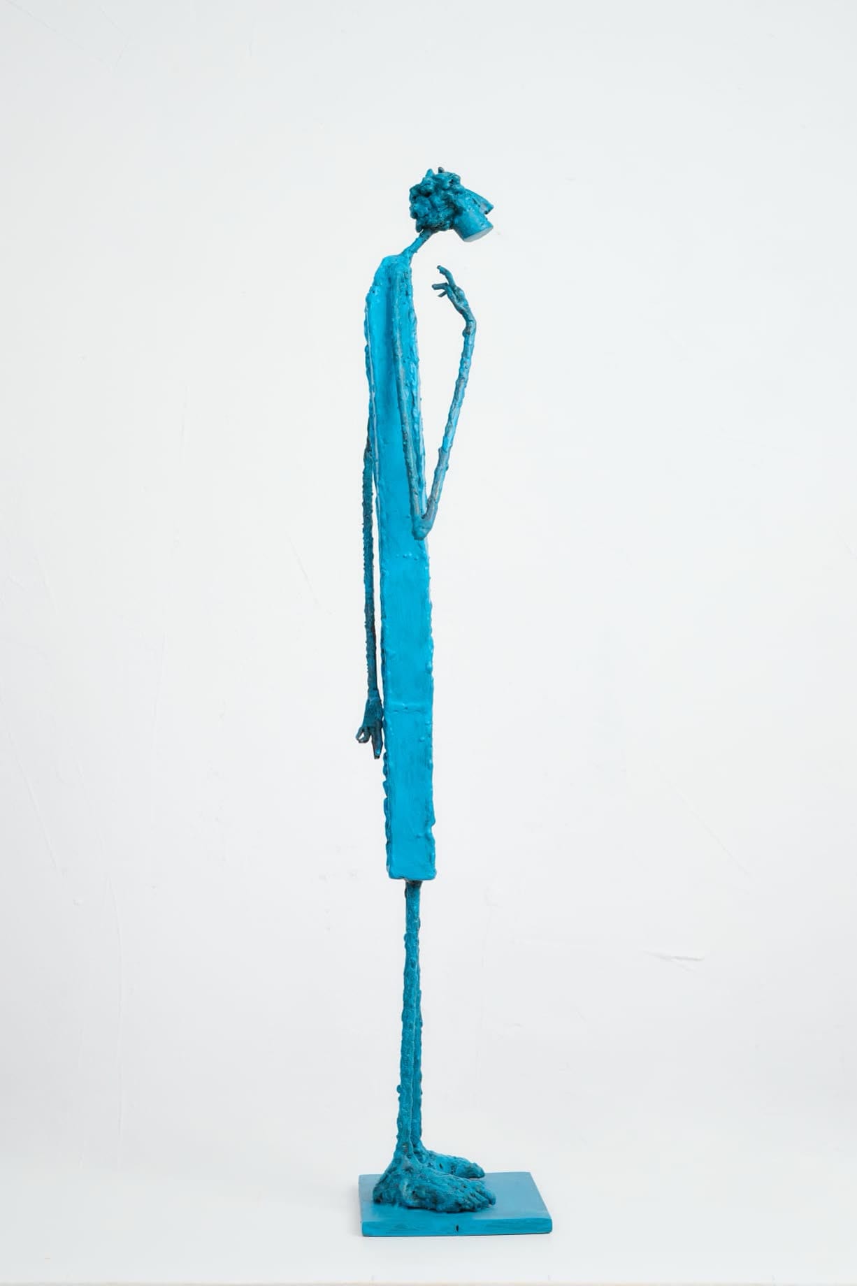 Un simplu om (mic), 2024